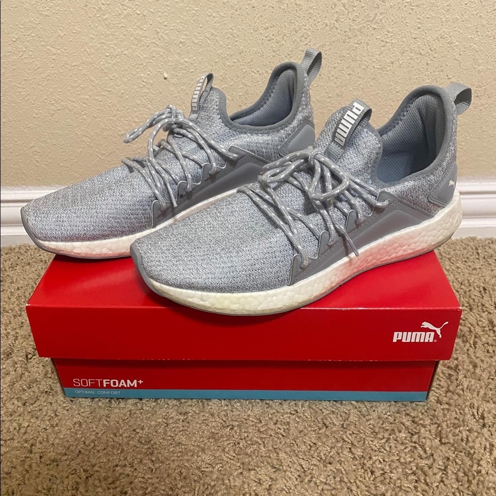 Puma tennis shoes